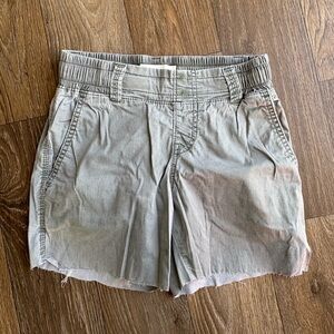 🦄10/$10 Abercrombie Kids Gray Green Kids Shorts
